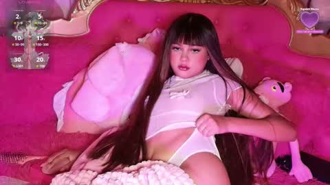 _little_glrl_ online show from September 2025 07:11:02 AM