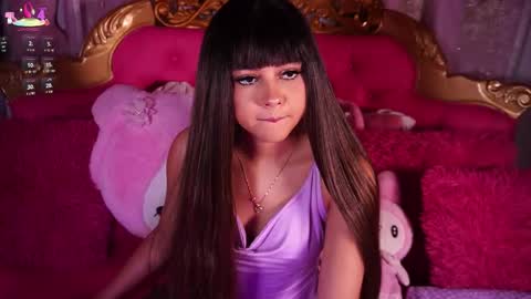 _little_glrl_ online show from December 2025 07:12:01 AM