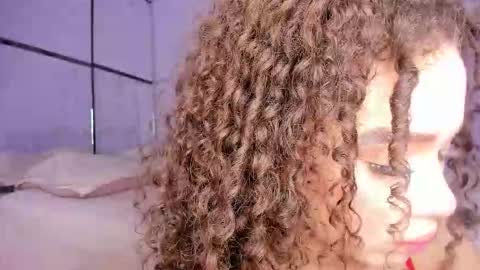 Snapshot of _littlelia chatting on February 2026 04:46:01 PM Anna online show from February 2026 04:46:01 PM