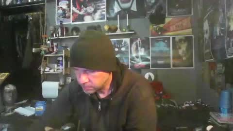 That guy online show from November 2025 07:03:01 PM