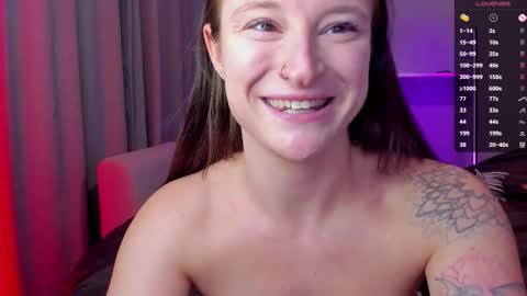 Snapshot of _lorra chatting on September 2025 07:19:02 PM _lorra online show from September 2025 07:19:02 PM