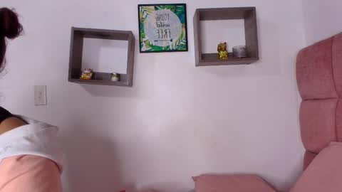 Lorrayne online show from March 2025 11:51:01 AM