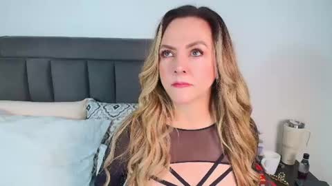 Snapshot of _madamemature_ chatting on July 2026 01:59:01 PM Lady Chanel online show from July 2026 01:59:01 PM