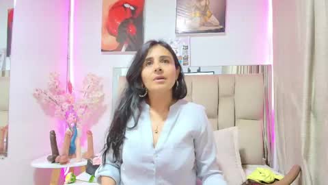 _marcela__ online show from May 2026 11:36:01 AM