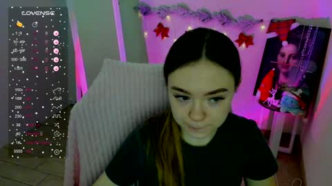 Snapshot of _margoqueen_ chatting on December 2024 10:01:02 AM Margo online show from December 2024 10:01:02 AM