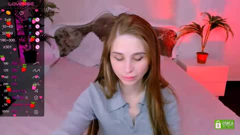 Eva  online show from March 2025 02:17:02 AM