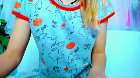 Scarlett online show from January 2025 04:56:01 AM