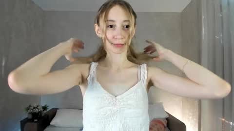 Snapshot of _marvelous_time_ chatting on October 2025 04:29:02 AM Gwen online show from October 2025 04:29:02 AM