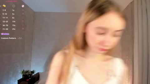 Snapshot of _marvelous_time_ chatting on November 2025 04:12:02 AM Gwen online show from November 2025 04:12:02 AM