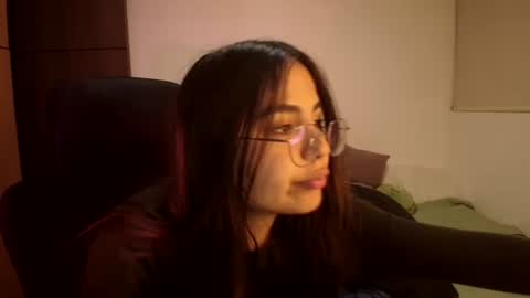 max and abby online show from June 2026 01:01:02 AM