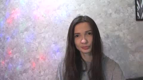 me0w me0w online show from December 2024 02:10:01 PM