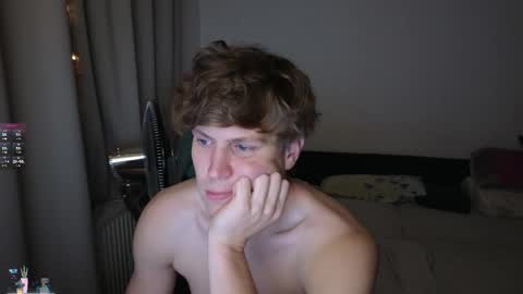 Snapshot of _medaed20_ chatting on October 2025 07:56:02 PM Medaed20 online show from October 2025 07:56:02 PM