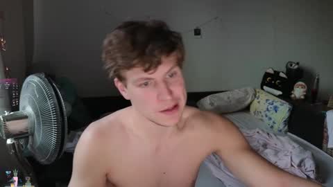 Snapshot of _medaed20_ chatting on October 2025 03:01:02 PM Medaed20 online show from October 2025 03:01:02 PM