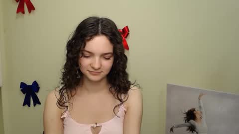 Susie online show from January 2025 03:53:02 PM