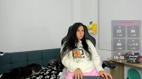 Juli online show from November 2025 09:55:02 AM