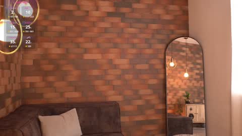     online show from March 2025 04:46:01 PM