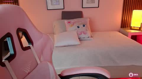 Snapshot of _meliblue chatting on November 2025 07:12:02 PM Meli online show from November 2025 07:12:02 PM