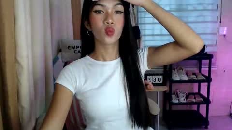 Melly online show from March 2026 07:42:02 AM