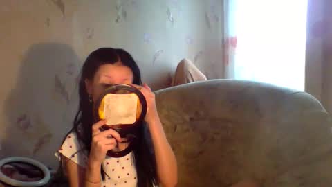 Merry online show from May 2026 12:01:01 PM