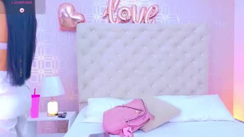 Mia Monroe online show from February 2026 07:45:02 PM