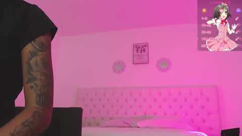 Paula online show from October 2025 11:27:02 AM