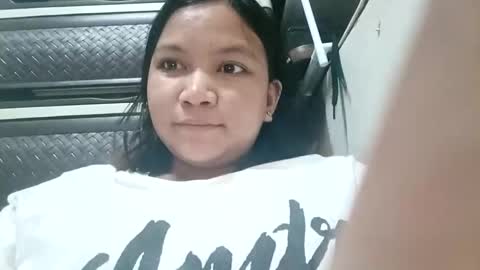 Snapshot of _milkytitsmomxx_ chatting on September 2025 09:25:02 PM _milkytitsmomxx_ online show from September 2025 09:25:02 PM