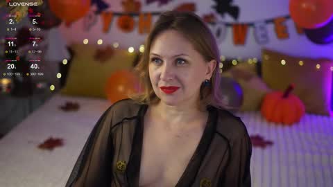 _million_dollarsmile online show from October 2025 10:23:02 AM