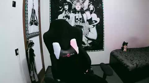 Snapshot of _millisi_ chatting on March 2025 11:09:02 PM Millisi online show from March 2025 11:09:02 PM