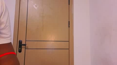 Mimi online show from April 2026 02:55:02 PM