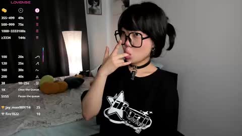 _molly_molly_molly_ online show from October 2025 11:30:01 AM