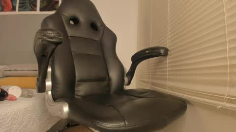 Snapshot of _molly_rosse_ chatting on April 2026 12:28:01 PM _molly_rosse_ online show from April 2026 12:28:01 PM