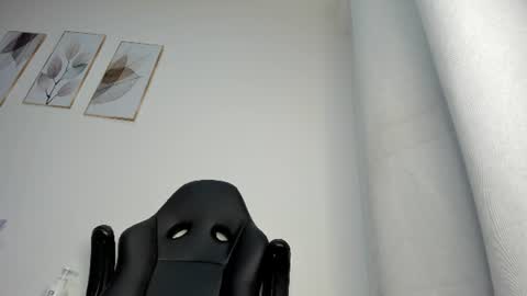 Snapshot of _molly_rosse_ chatting on July 2026 11:57:02 AM _molly_rosse_ online show from July 2026 11:57:02 AM