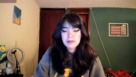 Snapshot of _moon_cake_ chatting on February 2025 05:04:01 AM Next stream 950 pm Colombia time xd online show from February 2025 05:04:01 AM