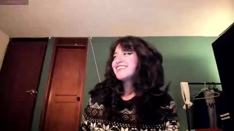 Snapshot of _moon_cake_ chatting on February 2025 05:24:01 AM Next stream 950 pm Colombia time xd online show from February 2025 05:24:01 AM