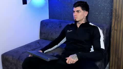 _mrcock_ online show from May 2026 03:22:02 AM