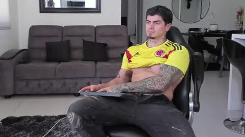 _mrcock_ online show from June 2026 06:46:02 PM