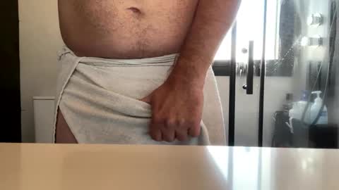 _muestroverga online show from October 2025 08:04:01 AM