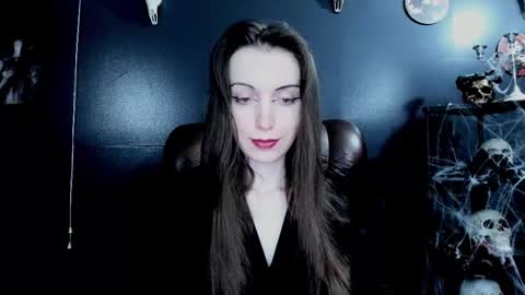 _naamah online show from November 2025 07:03:01 PM