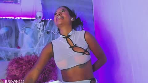 naomi brown online show from October 2025 04:54:01 AM