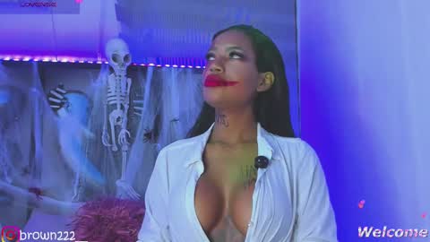 naomi brown online show from October 2025 02:08:02 AM