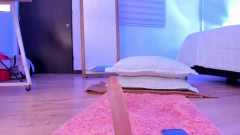 Snapshot of _natalie18_ chatting on October 2025 03:15:02 AM Natalie online show from October 2025 03:15:02 AM