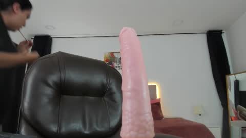 Snapshot of _natalie18_ chatting on October 2025 03:40:01 PM Natalie online show from October 2025 03:40:01 PM