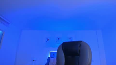 Snapshot of _natalie18_ chatting on November 2025 03:07:01 AM Natalie online show from November 2025 03:07:01 AM