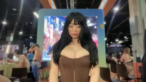 naty19 online show from April 2026 06:35:01 PM