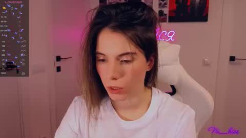 Nika online show from November 2025 07:13:02 PM