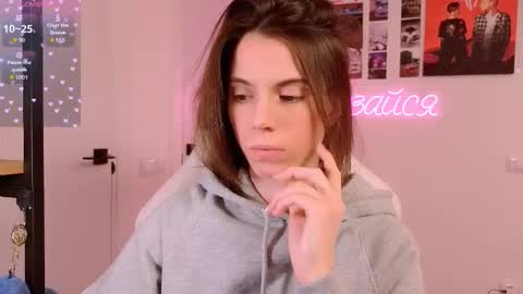 Nika online show from February 2026 06:48:01 PM