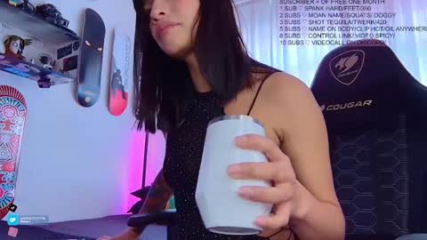 Mai   MODEL INDEPENT  online show from February 2025 08:22:02 PM