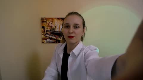 Nica online show from February 2025 01:09:02 PM