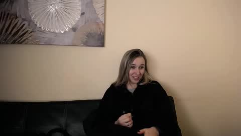Nica online show from February 2026 09:04:02 AM