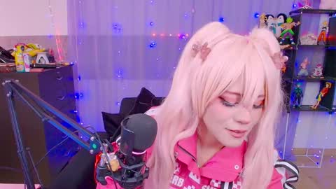 niiky online show from January 2026 06:33:02 PM